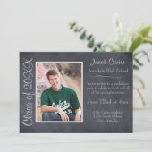 黒/灰色の黒板 - 卒業おめでとうのご案内 招待状 (スタンド正面)