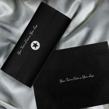 黒 – -無地のパターンなし