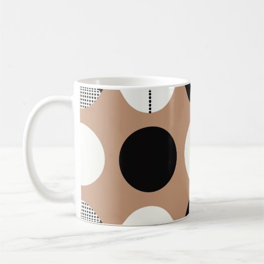 黒、白い円、茶色の背景。 コーヒーマグカップ (左)