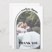 黒、白のアーチとタイポグラフィの写真結婚の サンキューカード (正面/裏面)