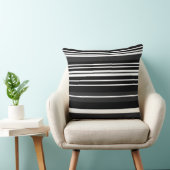 黒、白、グレーのストライプ クッション (椅子)