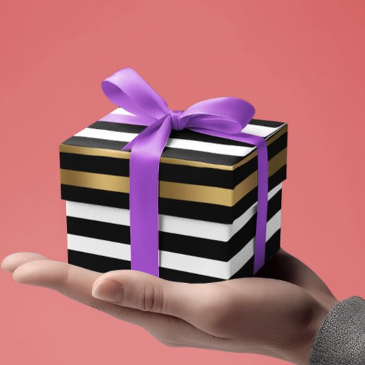 黒、白、金ゴールドのパタストライプーン ラッピングペーパー