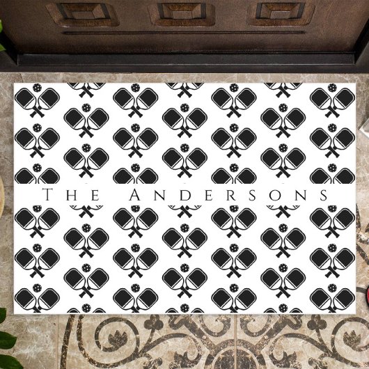 黒&白 | Pickleballs & Paddles ドアマット