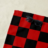 黒+赤チェック市松模様にボードパターン ビーチタオル (インサイチュ)