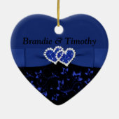 黒、青私達の初めてのクリスマスの記念品のオーナメント セラミックオーナメント (裏面)