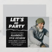 黒 77歳の誕生日招待状 メンズ フォト 招待状 (正面/裏面)