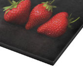 黒Cbcnmのイチゴ3個 カッティングボード (角)