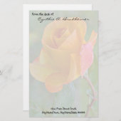 黙した黄色バラのパーソナライズな文房具 便箋 (正面/裏面)