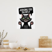 黙って判断するおもしろい黒猫デザイン ポスター (キッチン)