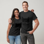 黙って判断する黒猫ママ Tシャツ (ユニセックス)