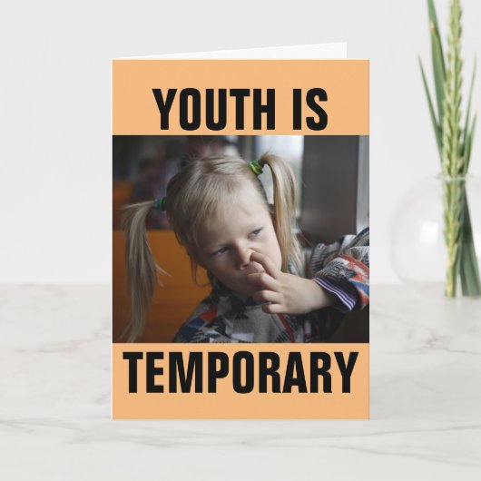 鼻おもしろい摘み誕生日カード カード (正面)