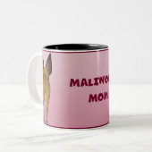 鼻のMalinoisの大きいお母さん ツートーンマグカップ (正面左)