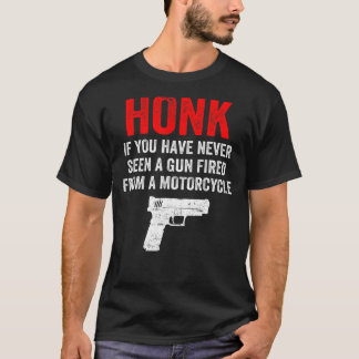鼻もしで撃たれた銃は見たことがない Tシャツ