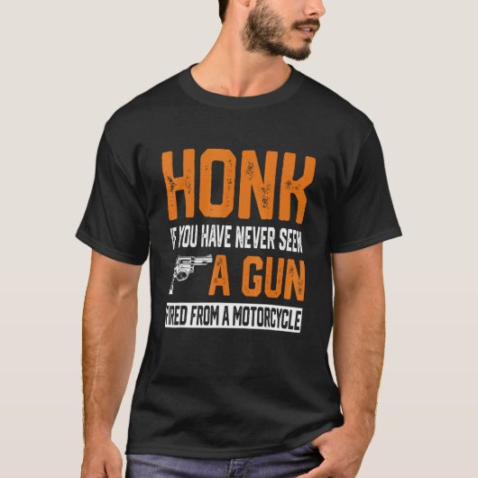 鼻もしで撃たれた銃は見たことがない Tシャツ (正面)