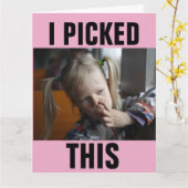 鼻を摘む女の子おもしろい誕生日カード カード (黄色い花)