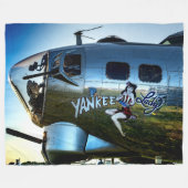 鼻芸#1 フリースブランケット (正面(横))