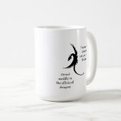 龍のマグカップの問題に干渉してはいけない コーヒーマグカップ (正面右)