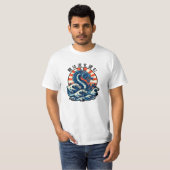 龍は波を望む Tシャツ (正面フル)