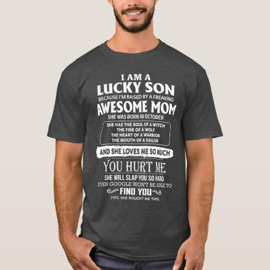 10月に生まれたすごいママの息子でラッキー Tシャツ (正面)