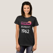 1962年8月生まれの1962年8月からの素晴らしい誕生日 ヴィン Tシャツ (正面フル)