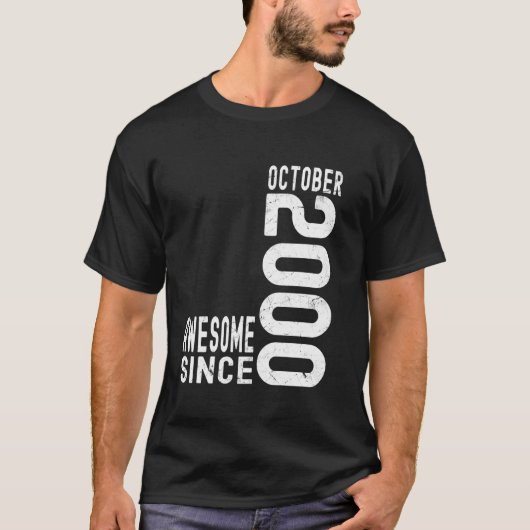 2000年10月に生まれた、2000年10月生まれのベイビー Tシャツ (正面)