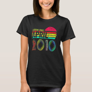 2010年4月20日に生まれた12歳のレトロな誕生日お祝いレジェンド Tシャツ