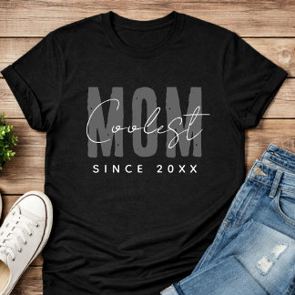 ２０XX年からずっとかっこいいママ 現代のシンプルプレッピー Tシャツ