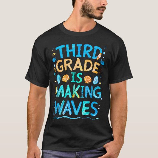 3年生は波を起こす バックトゥスクール Tシャツ (正面)