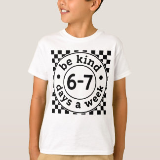 67 ミーム ダビング 6 7 数字 シックス セブン ブル 6番目 Tシャツ
