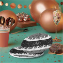 音符 ペーパープレート 女性を検索する