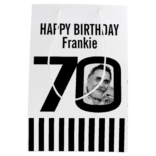 0の白黒の誕生日のギフトバッグの70写真 ミディアムペーパーバッグ (裏面)