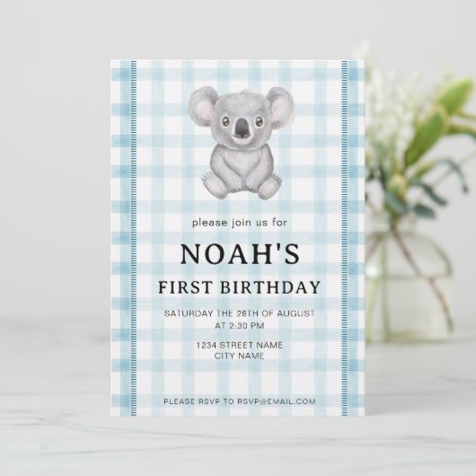 001 Sky Blue Plaid Koala 1st Birthday Invitation 招待状 (スタンド正面)