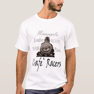 005人のカフェの`のレーサー Tシャツ
