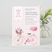 008 ほのかなピンクの花の女の子の自転車ベイビーシャワー 招待状 (スタンド正面)