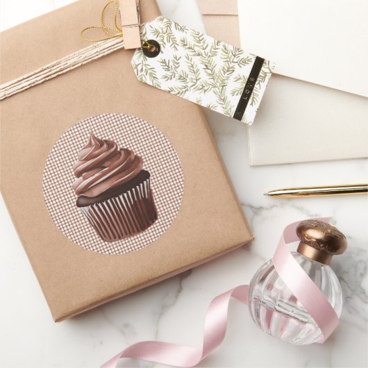 013 Chocolate Cupcake on Gingham Sticker ラウンドシール (ギフト)