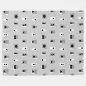 020216 – 灰色、白、黒のCCCC フリースブランケット (正面(横))