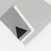 020216 – 灰色、白、黒のCCCC フリースブランケット (角)