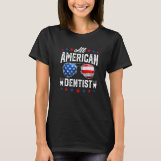 0 アメリカンドクター 7月4日 伝統的な星条旗 Tシャツ