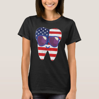 0 レトロ歯 アメリカ国旗メガネ 7月4日 歯医者 Tシャツ