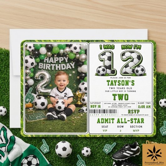 1から2へ サッカーオールスターの2歳の誕生日 招待状