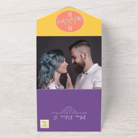 1つのはっきりした招待状に明るい結婚ピンク色の オールインワン招待状 (外側)