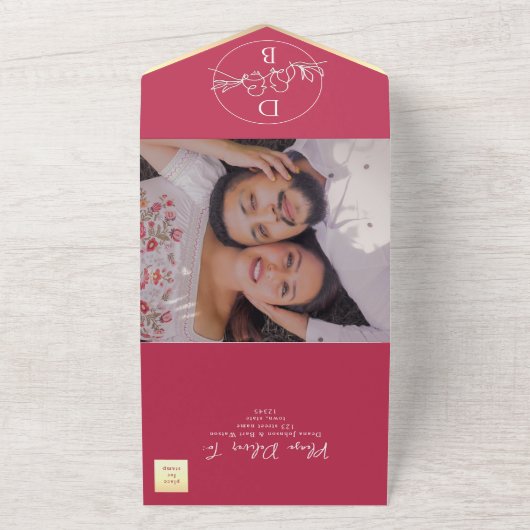 1つのはっきりした招待状に明るい結婚ピンク色の オールインワン招待状 (外側)