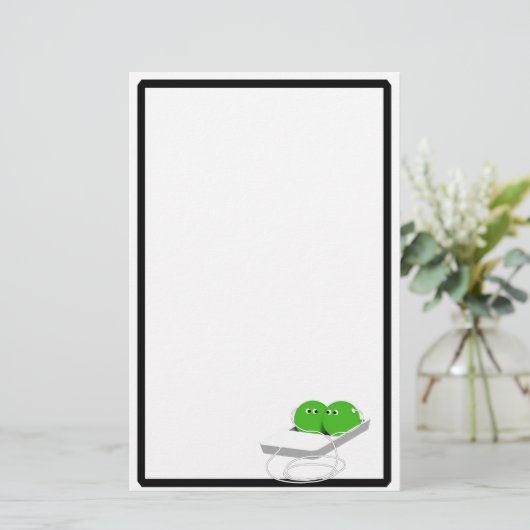 1つのポッドに2つのエンドウ豆（テキストを追加） 便箋 (スタンド正面)