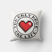 1つのライフピクセルハートビデオゲームのみ クッション (裏面)