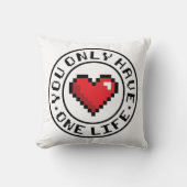 1つのライフピクセルハートビデオゲームのみ クッション (正面)