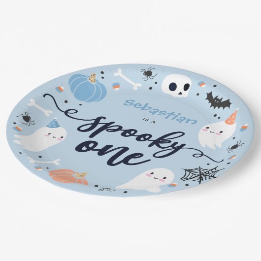 1つの不気味かわいいハロウィーン幽霊1st誕生日デコール ペーパープレート (アングル)