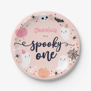 1つの不気味かわいいハロウィーン幽霊1st誕生日デコール ペーパープレート