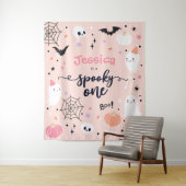 1つの不気味かわいいハロウィーン幽霊1st誕生日バーン タペストリー (インサイチュ)