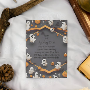 1つの不気味かわいいヴィンテージハロウィーン1歳の誕生日 招待状