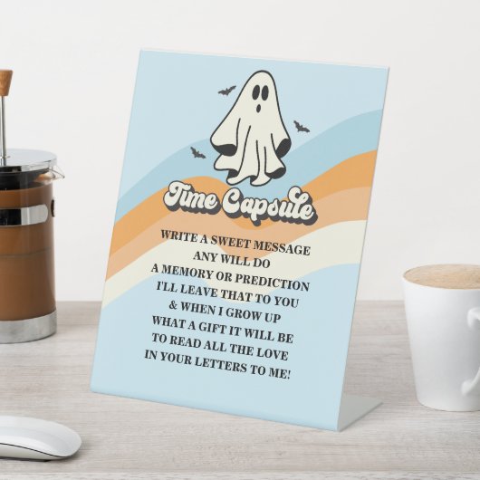 1つの不気味レトロ幽霊誕生日タイムカプセル 台座サイン (インサイチュ)
